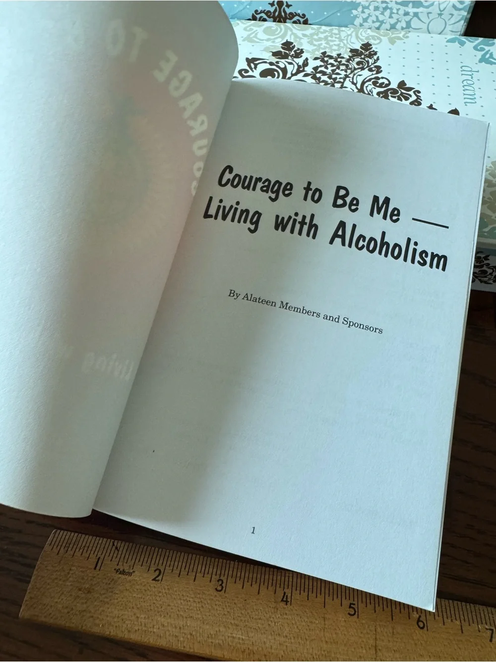 Courage to Be Me: Living With Alcoholism by Al-Anon Family Group Headquarters